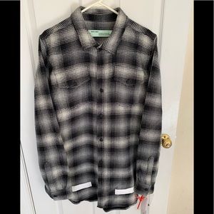 Men’s Off-White Button down Flannel Shirt